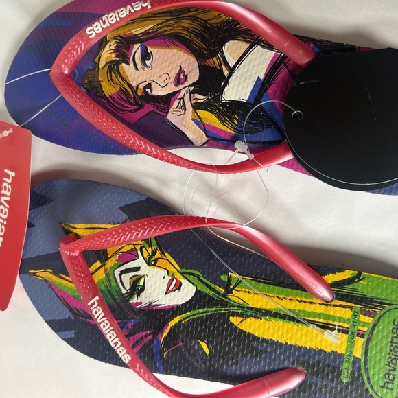 New NWT Havaianas Women's Disney Maleficent and Aurora from Flip Flops - Picture 4 of 9